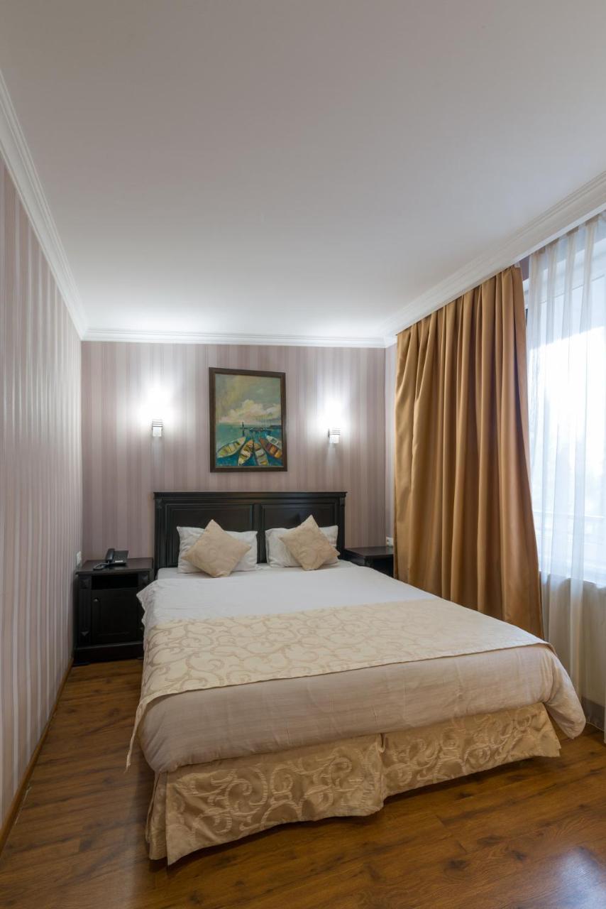 Отель Garden View Тбилиси Экстерьер фото